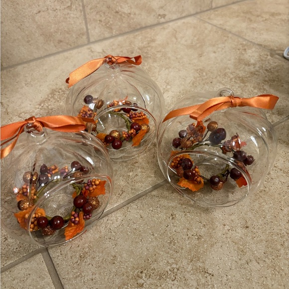 Pumpkin flameless tea light holders - Picture 1 of 3